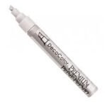 Marvy Uchida DecoColor Premium Paint Marker, Chisel Tip, Metallic Ink, (Silver)