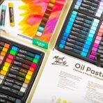 Mont Marte Oil Pastels Signature 120pc - Image 5