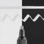 Sakura – Pen-Touch Calligrapher – Calligraphy Marker 5.0mm – Silver - Image 4